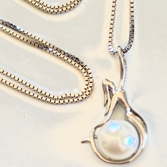 CASOTY 925 STERLING SILVER Mermaid with Freshwater Cultured Pearl Necklace - Picture 6 of 10
